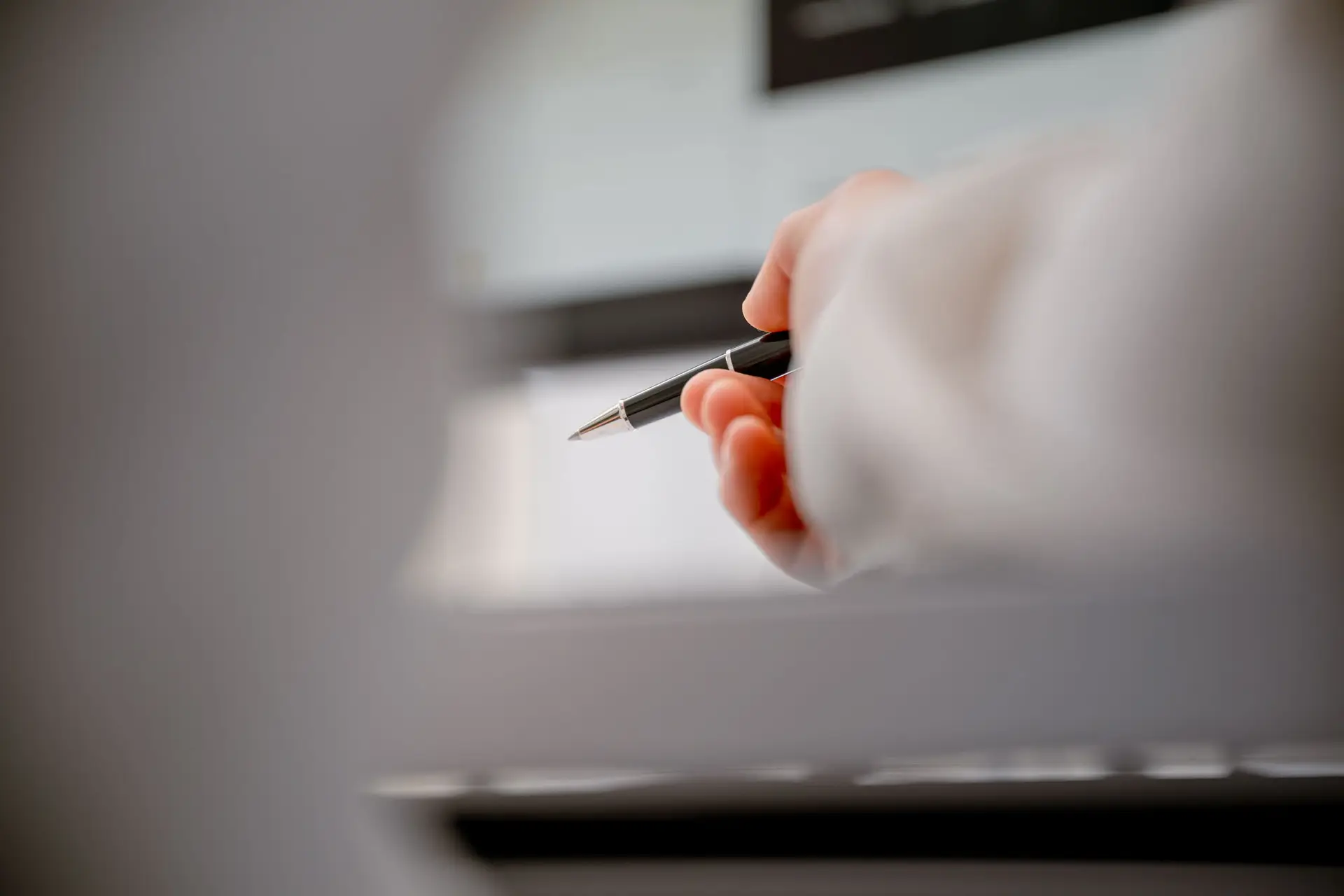 Arbeitsplatz im Büro der EMS-Gruppe
